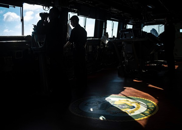 ▲美國軍艦聖安東尼奧級船塢登陸艦「綠灣號」（USS Green Bay LPD 20）昨（23）日穿越台灣海峽。（圖／翻攝自臉書／U.S. 7th Fleet）