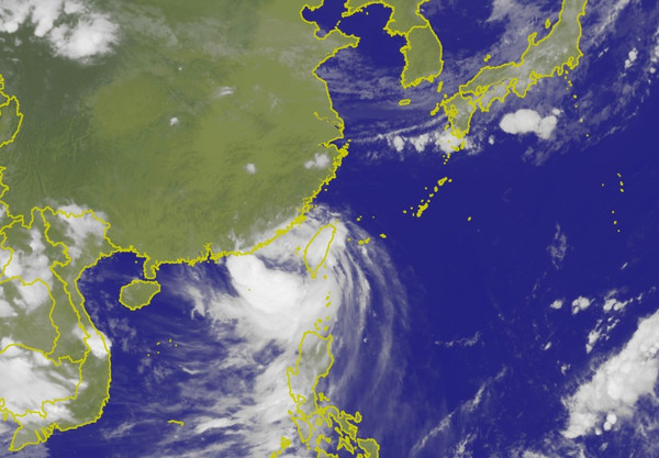 ▲▼白鹿颱風24日20時30分衛星雲圖。（圖／中央氣象局）