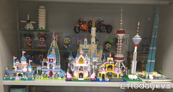 ▲▼ 汐止勇警內務櫃裡放滿公仔 。(圖/記者張君豪攝)