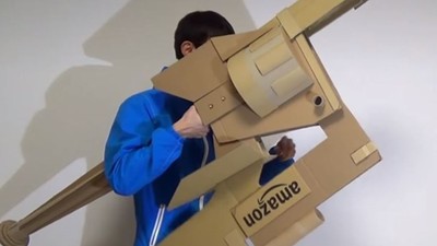 日本超強「紙箱煉金術」！連「銃槍」都做出來　帥炸又環保