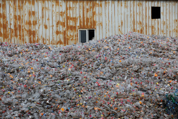▲▼ 肯亞內畢羅的塑膠回收工廠。（圖／路透）