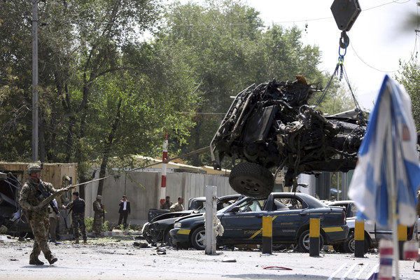 ▲▼塔利班2019年9月5日在阿富汗首都喀布爾發動炸彈攻擊。（圖／達志影像／美聯社）