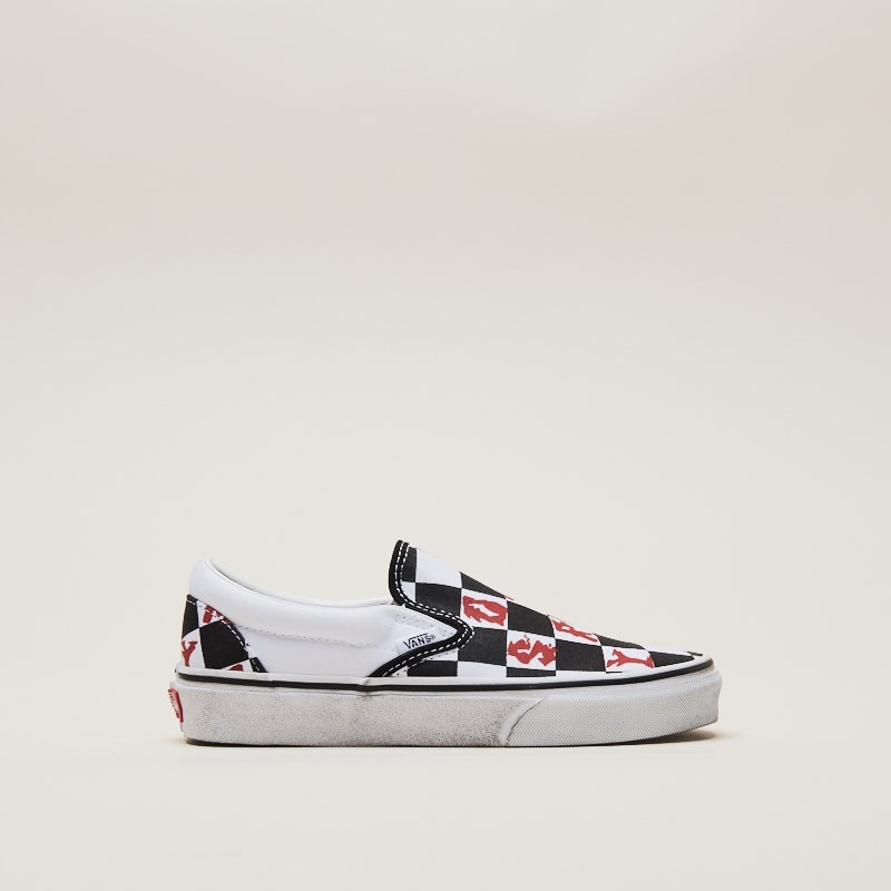 ▲Vivienne Westwood X Vans Slip-on聯名系列。（圖／翻攝自Milk Store）