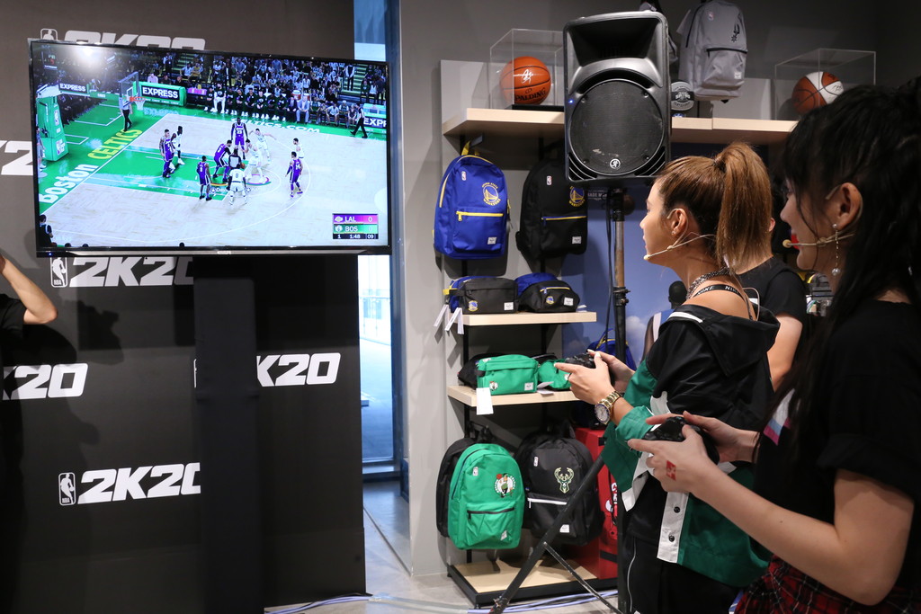 《NBA 2K20》在台上市　首度納入12支WNBA隊伍、夢幻卡片模式回歸（圖／記者樓菀玲攝）