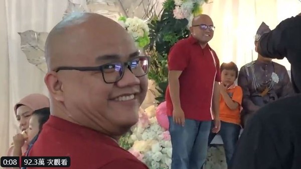 ▲▼馬來西亞男參加婚禮遇見雙胞胎兄弟。（圖／翻攝自推特／The Badung）