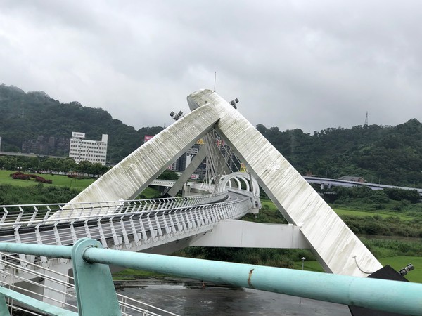 ▲新店區陽光橋。（圖／新北市政府高灘地工程管理處提供）