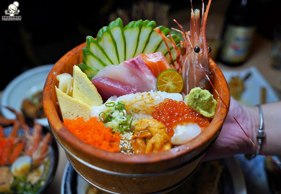 ▲▼高雄佐渡森壽司丼飯。（圖／跟著尼力吃喝玩樂＆親子生活授權提供）