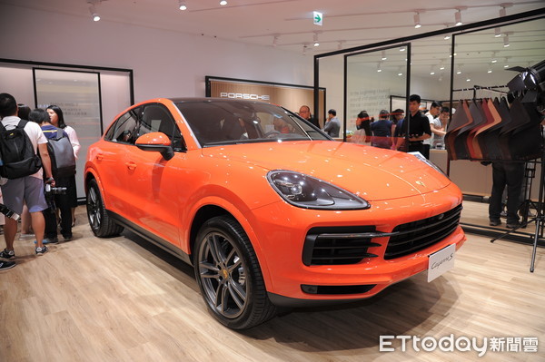 ▲保時捷（Porsche）新光三越A9全新概念店開幕。（圖／記者林鼎智攝）