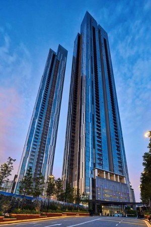 ▲▼馬來西亞豪宅「ASTAKA」，標榜是東南亞第一高的摩天豪宅，免費附裝潢、家具、車位、公設。（圖／東森國際地產提供）