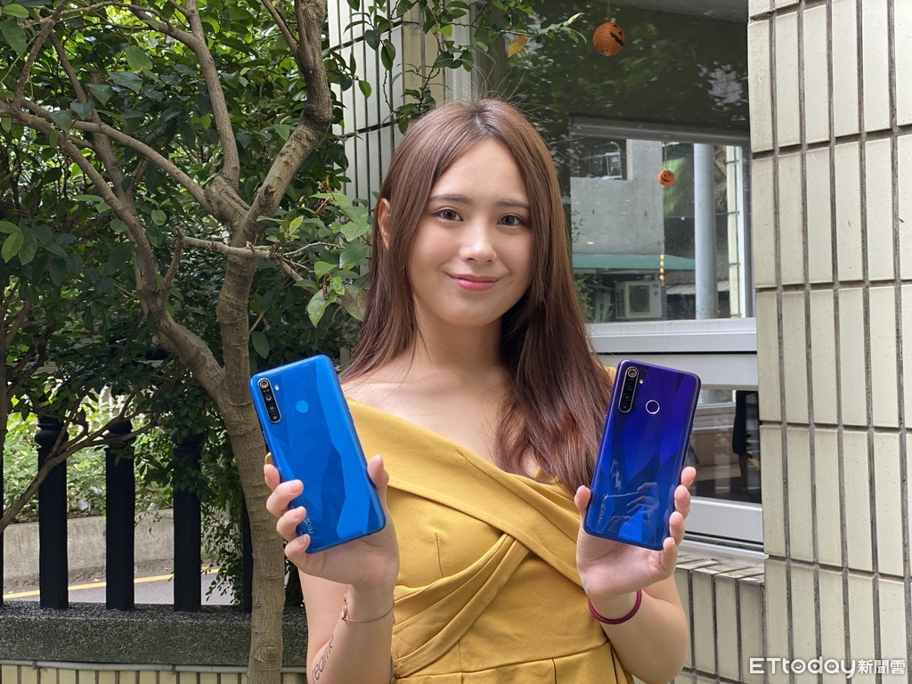 ▲▼realme 5、realme 5 Pro搶先曝光。（圖／記者邱倢芯攝）