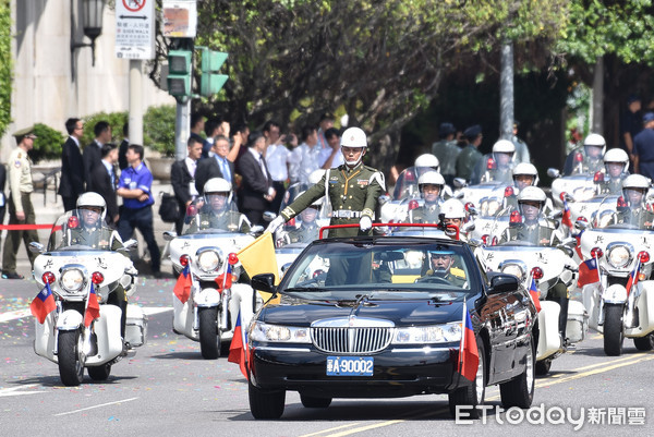 ▲▼中華民國108年國慶大會,憲兵快速反應連,憲兵機車營,憲兵快反連。（圖／記者李毓康攝）