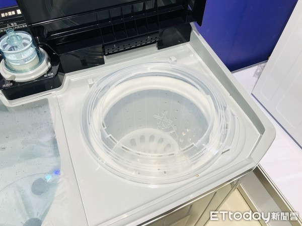 ▲奇美推2019最新款雙槽洗衣機。（圖／記者蔡惠如攝）