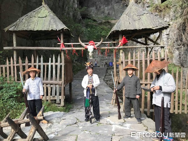 ▲湖南好好走／踏進200米神秘隧道！　湘西「苗人谷」藏人間淨土。（圖／記者洪珮瑄攝）