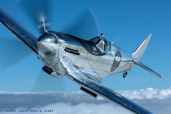 ▲▼二戰英國皇家空軍傳奇「銀翼噴火式戰機」（Silver Spitfire）。（圖／翻攝自silverspitfire網站）