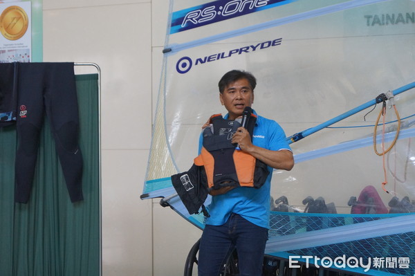 ▲台南市立安南醫院骨科張伯群醫師表示,玩風浪板乘風破浪,也要注意安全,避免運動傷害。(圖/記者林悅翻攝,下同) ▲台南市立安南醫院骨科張伯群醫師表示,玩風浪板乘風破浪,也要注意安全,避免運動傷害。(圖/記者林悅翻攝,下同)