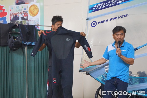 ▲台南市立安南醫院骨科張伯群醫師表示,玩風浪板乘風破浪,也要注意安全,避免運動傷害。(圖/記者林悅翻攝,下同) ▲台南市立安南醫院骨科張伯群醫師表示,玩風浪板乘風破浪,也要注意安全,避免運動傷害。(圖/記者林悅翻攝,下同)