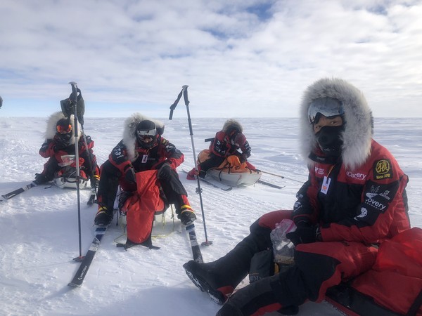 ▲宥勝新書《叛逆南極：失敗者的遺言》紀錄南極挑戰40天艱困紀錄。（圖／喜鵲娛樂提供）