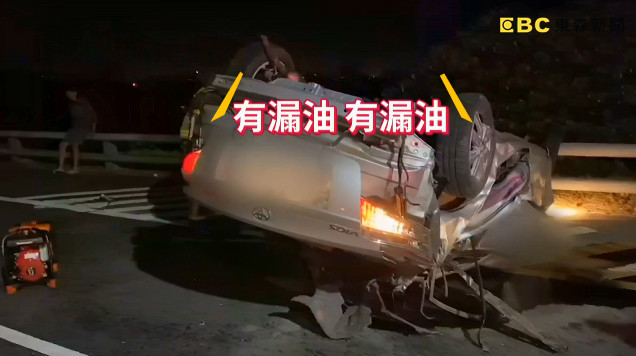 ▲▼25歲東大生看夜景爆頭亡　租車翻覆撞爛「壓車底慘死」。（圖／東森新聞）