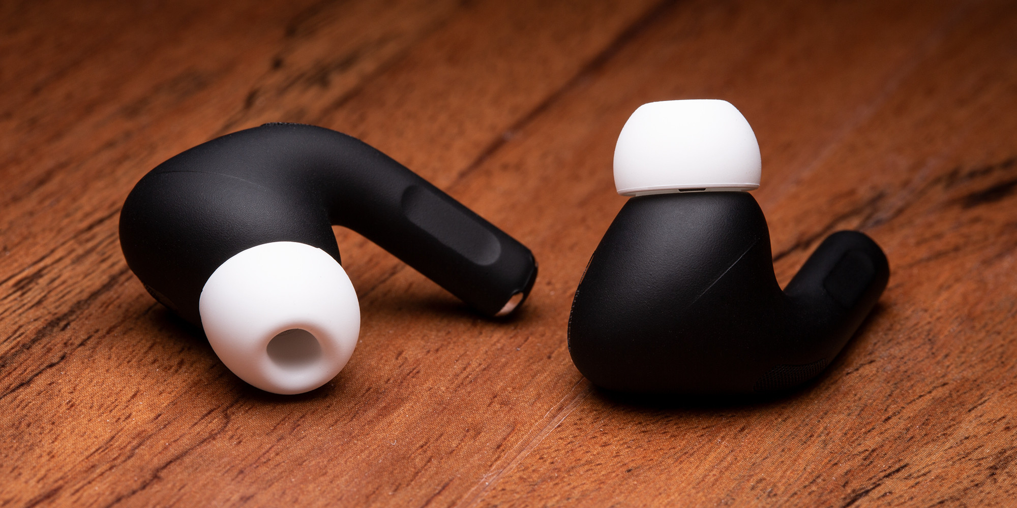 ▲世界最奢華Airpods Pro。（圖／翻攝自Caviar、ColorWare）