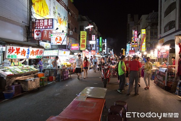 ▲高雄六合國際觀光夜市。（示意圖／ETtoday資料照）