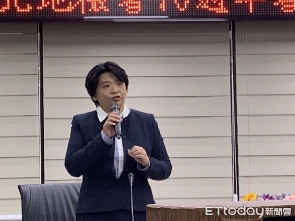 ▲▼ 台北地檢署發表英文版署史,台灣美國事務委員會主任委員林良蓉。(圖/記者劉昌松攝) ▲▼ 台北地檢署發表英文版署史,台灣美國事務委員會主任委員林良蓉。(圖/記者劉昌松攝)