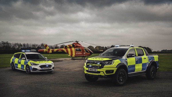 ▲英國警車測試Ford Focus ST Estate、Ranger Raptor。（圖／翻攝自Ford）