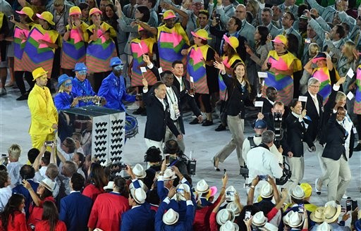 ▲▼         2016年里約奧運開幕典禮，難民隊入場    。（圖／達志影像／美聯社）