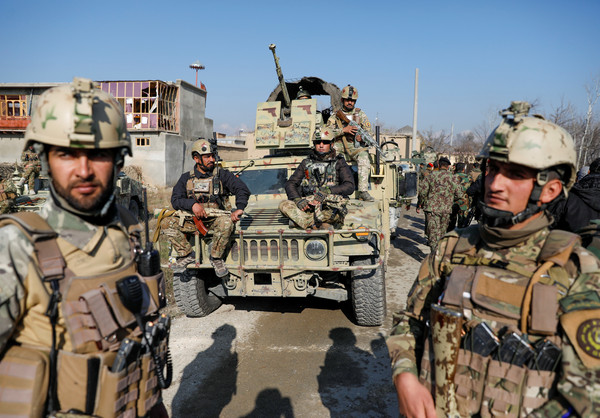 ▲▼ 美國駐阿富汗的巴格拉姆（Bagram）空軍基地周邊11日發生一場自殺式襲擊，至少2死。（圖／路透）