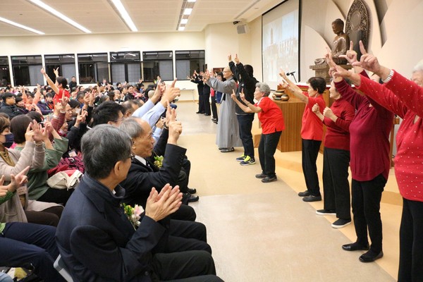 ▲ 歲末關懷團圓感人暖洋洋 基隆北海四區民眾齊聚法鼓山。（圖／法鼓山提供）