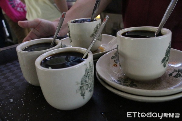 ▲▼新加坡咖啡文化,咖啡杯，KOPI。（圖／記者蔡玟君攝）