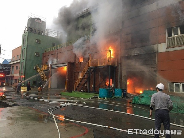 ▲義鎧科技化工廠12年後再傳火警。（圖／桃園市消防局提供）