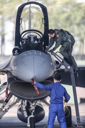 空軍春節加強戰備　展現捍衛領空決心