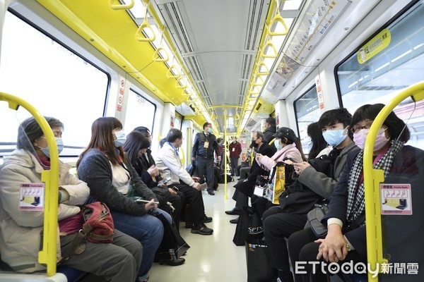 ▲▼新北捷運環狀線車箱內樣貌。（圖／記者湯興漢攝）