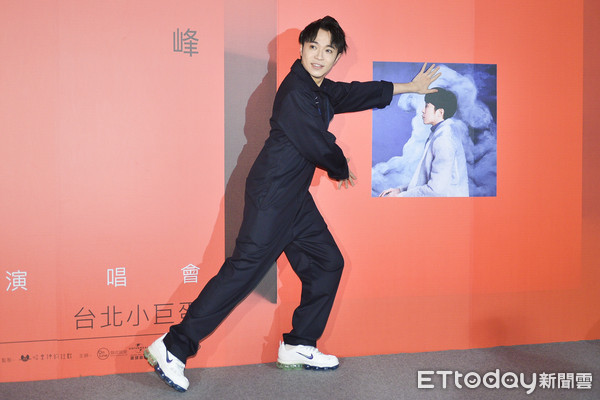 ▲▼吳青峰演唱會慶功訪問。(圖/記者張一中攝) ▲吳青峰掛保證蘇打綠不會解散。(圖/記者張一中攝)