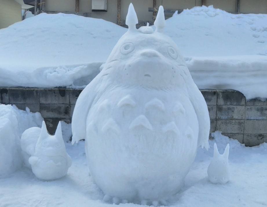 卡通造型雪人.(图/翻摄自twitter@900a6)
