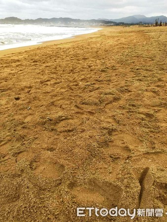 ▲ 石門綠石槽限定美景 老梅沙灘超級乾淨。（圖／北觀處提供）