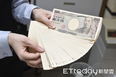 排水溝發現「70萬日圓紙放水流鈔」　民眾笑：準備排隊去撿