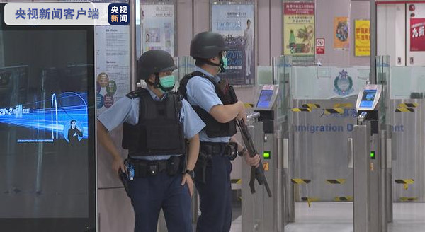 ▲香港保安局舉行代號「奪峰」的反恐演習。（圖／翻攝央視）