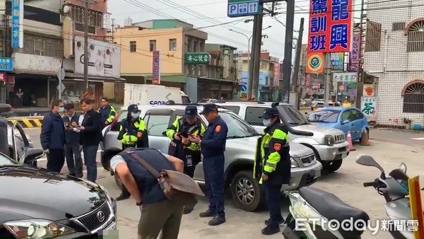 ▲▼緝捕畫面曝光。（圖／記者沈繼昌翻攝）