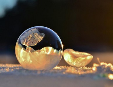 冬日限定的絕美景觀「冰晶泡泡」