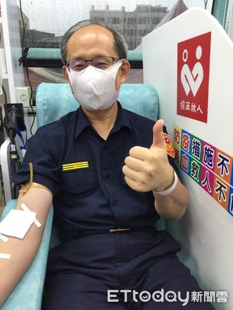 ▲▼台南熱血警察捐熱血　防疫不忘做公益。（圖／記者林悅翻攝）