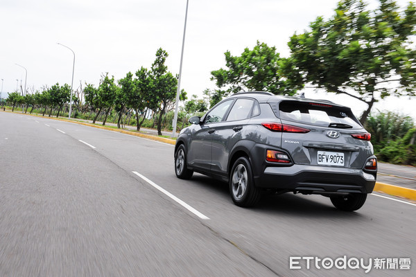 ▲Hyundai Kona Hybrid油電試駕。（圖／記者林鼎智攝）