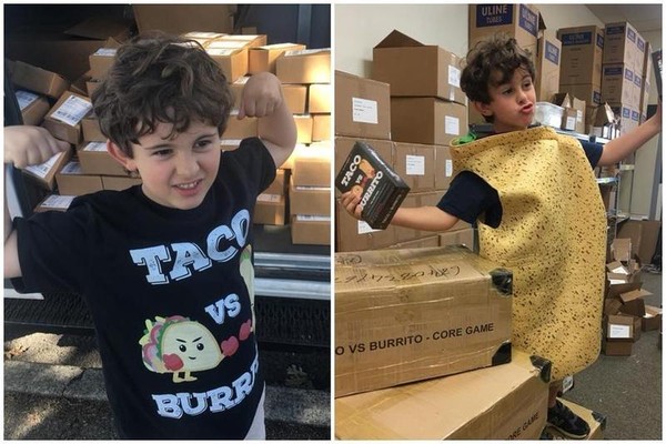 美國西雅圖一名9歲男童靠著設計紙牌遊戲，一年多就賺進100萬美金。（翻攝自Taco vs Burrito臉書）