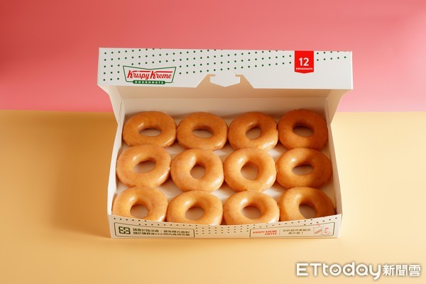 ▲▼Krispy Kreme世界甜甜圈日」，經典糖霜甜甜圈買1送1。（圖／Krispy Kreme提供）