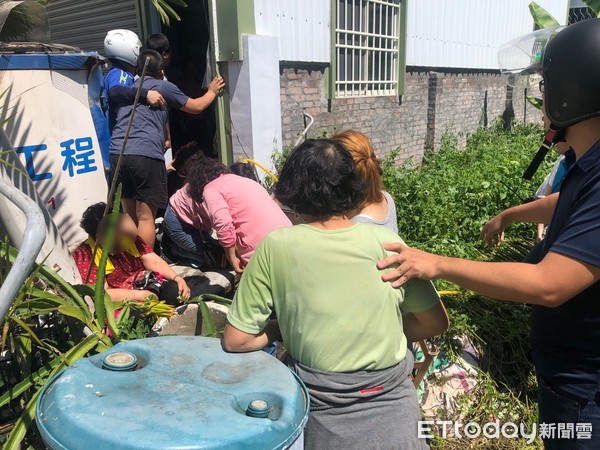 ▲台南市警麻豆分局破獲職業大賭場，查獲36人到案，依法偵辦。（圖／記者林悅翻攝，下同）