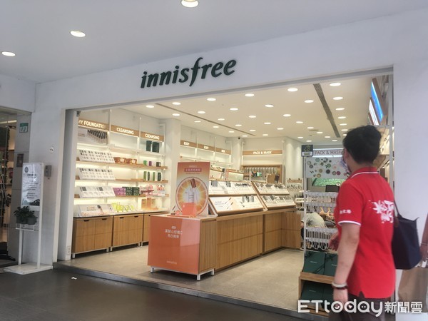 ▲▼韓國保養品牌innisfree石牌店，營業至2020年6月4日止。（圖／記者張菱育攝）