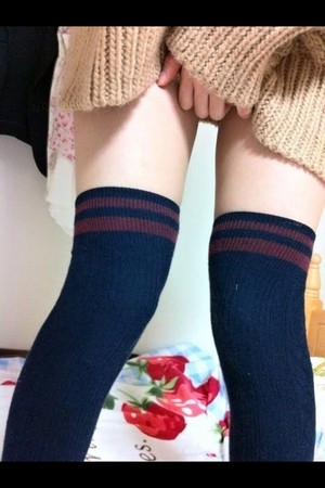 櫻花妹的大腿，是深夜最好的強心劑