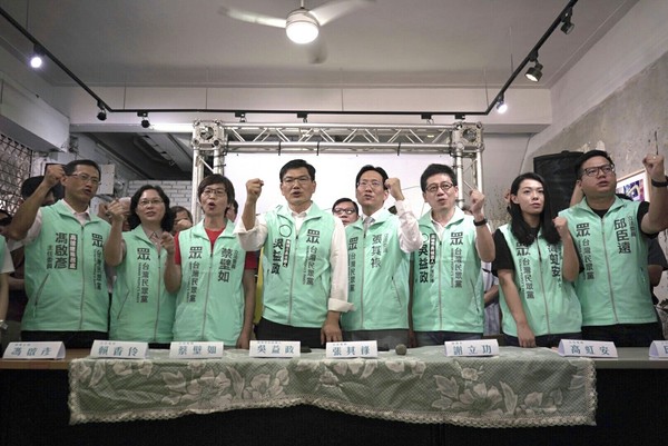 ▲▼吳益政競選團隊成軍記者會 。(圖/民眾黨提供) ▲▼吳益政競選團隊成軍記者會 。(圖/民眾黨提供)