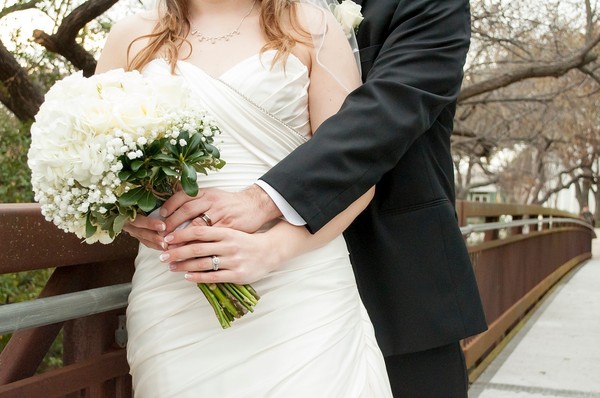 ▲▼結婚,訂婚,戀愛,牽手,擁抱。（圖／取自pixabay）