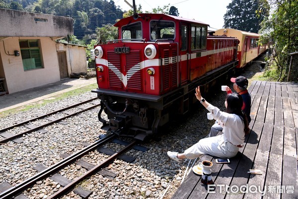 ▲阿里山林業鐵路首次開放暑假專車-團體訂票          。（圖／記者翁伊森翻攝）